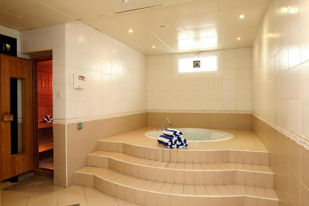 Avari Hotel Apartments - Al Barsha Dubaj