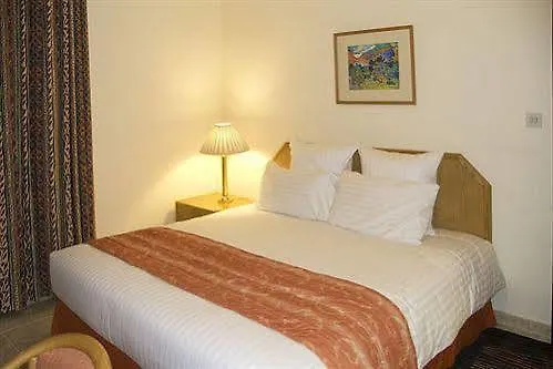 Avari Hotel Apartments - Al Barsha Dubai Aparthotel